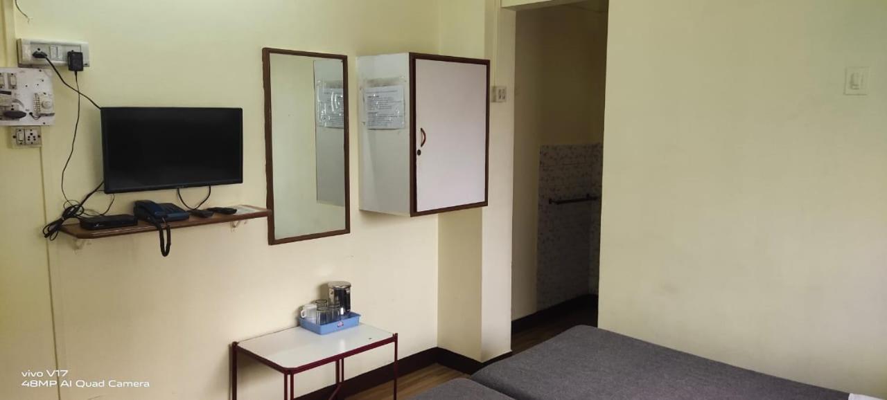 Hotel Parth Residency Kolhapur Exterior photo
