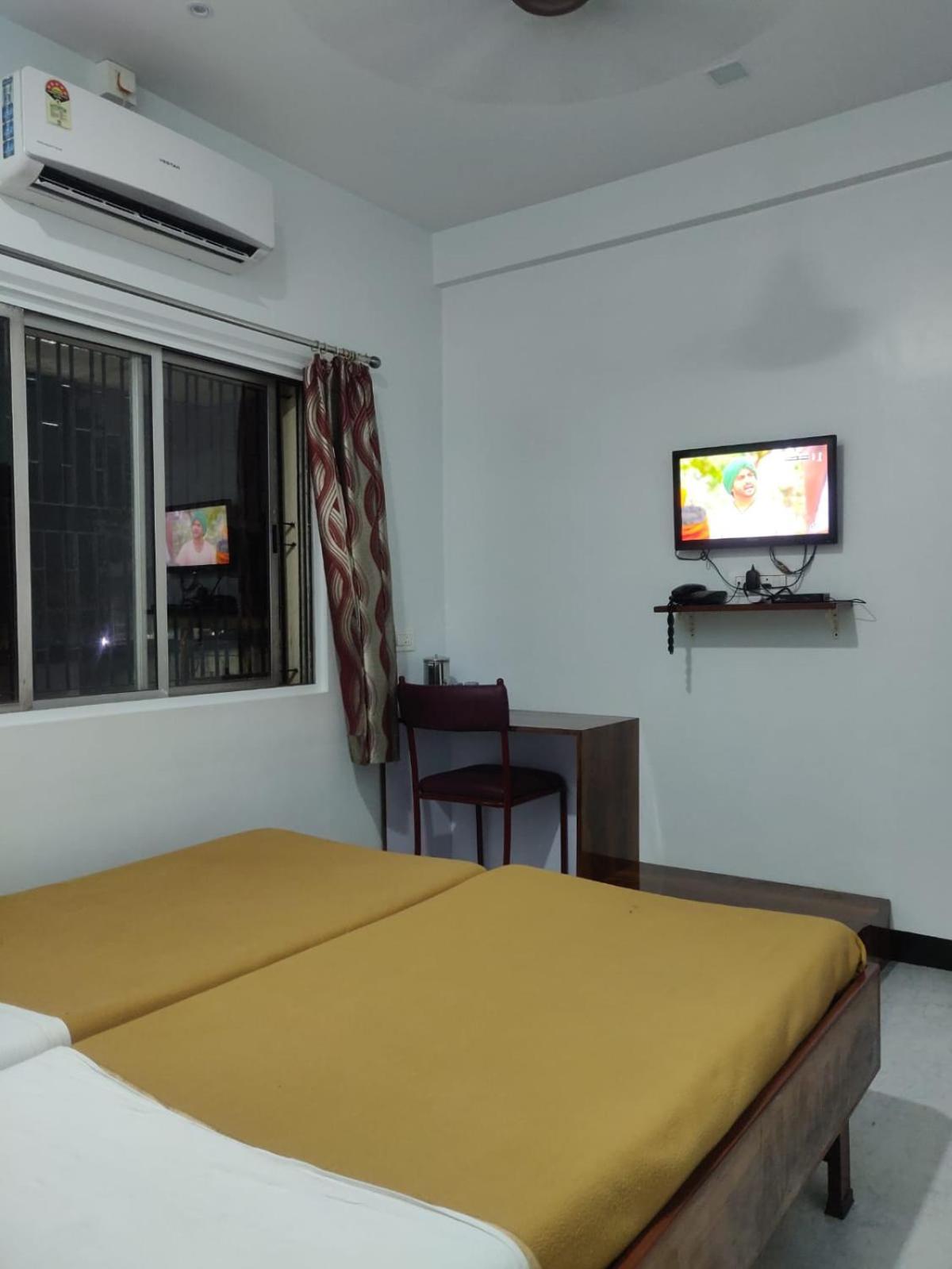 Hotel Parth Residency Kolhapur Exterior photo