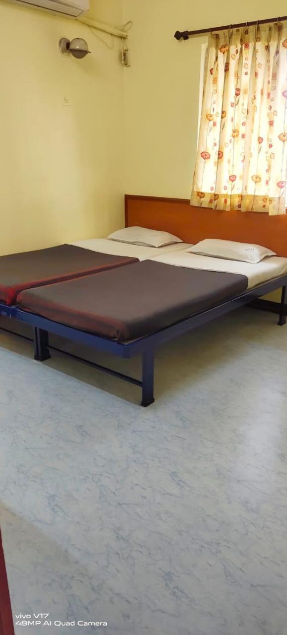 Hotel Parth Residency Kolhapur Exterior photo
